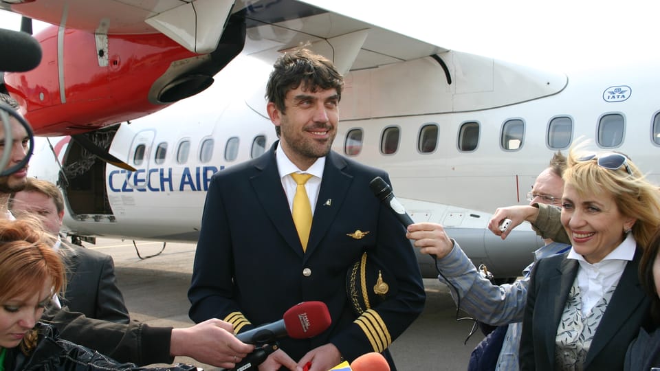 После приземления во львовском аэропорту... (Фото: Czech Airlines) После приземления во львовском аэропорту... (Фото: Czech Airlines)