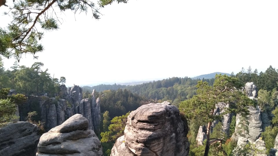 Праховские скалы - смотровая площадка Мира, фото: Доминика Бернатова Праховские скалы - смотровая площадка Мира, фото: Доминика Бернатова