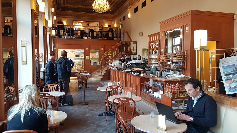 Café Savoy, Фото: Ондржей Томшу, Чешское радио - Радио Прага Café Savoy, Фото: Ондржей Томшу, Чешское радио - Радио Прага