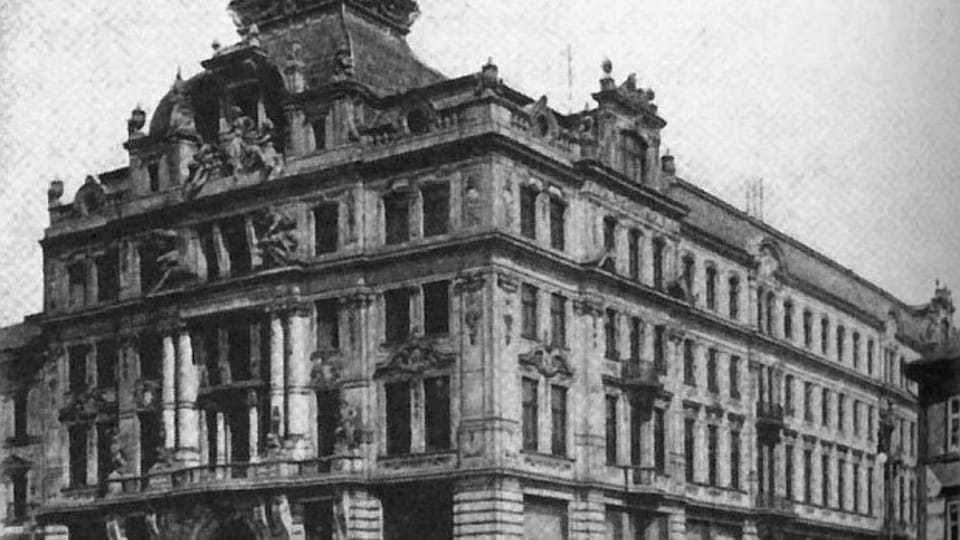 С 1 октября 1907 г. Франц Кафка работал в пражском филиале итальянской страховой компании Assicurazioni Generali, фото: открытый источник С 1 октября 1907 г. Франц Кафка работал в пражском филиале итальянской страховой компании Assicurazioni Generali, фото: открытый источник