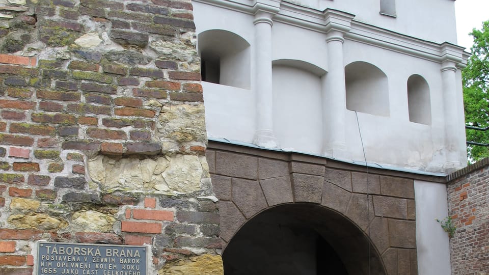 Таборские ворота, фото: Кристина Макова / Praha křížem krážem Таборские ворота, фото: Кристина Макова / Praha křížem krážem