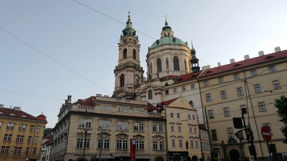 Храм Св. Николая на Малостранской площади | Фото: Štěpánka Budková, Radio Prague International Храм Св. Николая на Малостранской площади | Фото: Štěpánka Budková, Radio Prague International