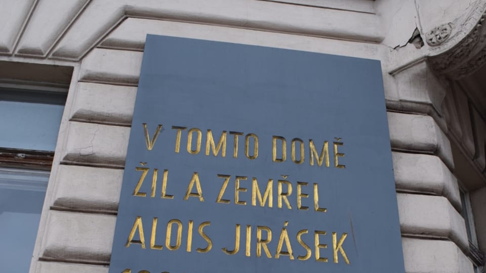 Мемориальная доска на доме Алоиса Ирасека, фото: Екатерина Сташевская Мемориальная доска на доме Алоиса Ирасека, фото: Екатерина Сташевская
