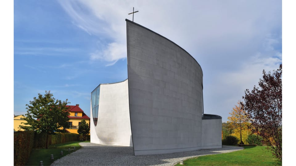 Храм Евангелической церкви чешских братьев, Черношице (Černošice) 2010; Архитектор: Зденек Франек; Фото: Ондржей Томшу Храм Евангелической церкви чешских братьев, Черношице (Černošice) 2010; Архитектор: Зденек Франек; Фото: Ондржей Томшу