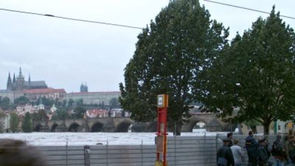 Прага во время наводнения в 2002 г.  (Фото: Ян Розенауэр)