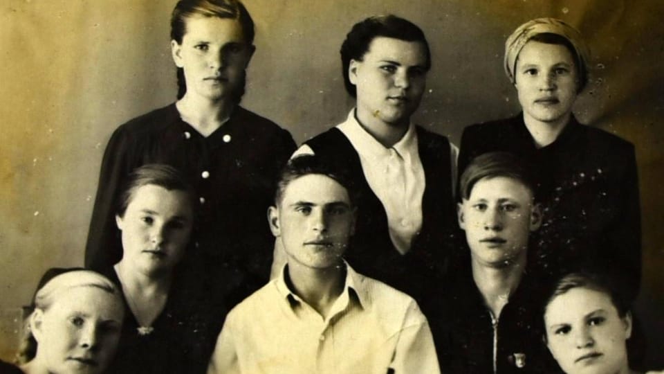 Členové rodiny Jirsákovy na dobové fotografii, repro foto: Tomáš Vlach, Český rozhlas Členové rodiny Jirsákovy na dobové fotografii, repro foto: Tomáš Vlach, Český rozhlas