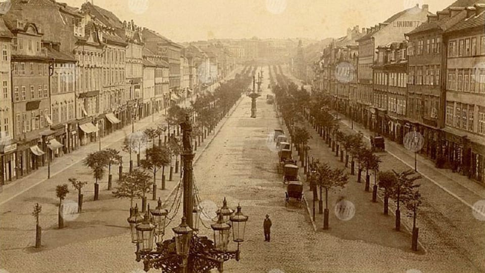 Вацлавская площадь в 1885 году,  фото: Архив Музея города Праги