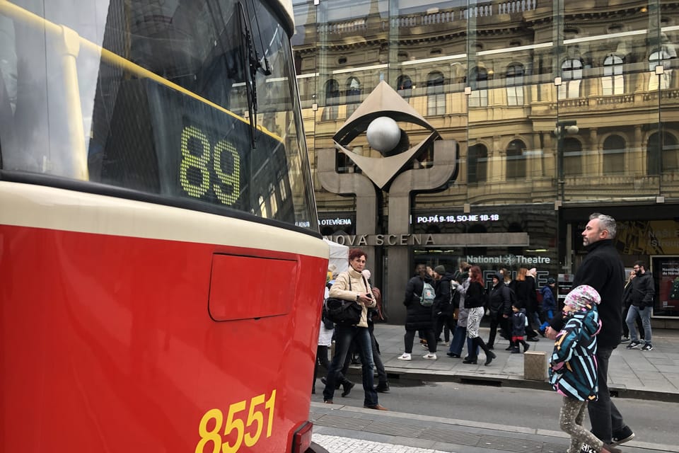 17 ноября 2023 года на улицах Праги | Фото: Barbora Navrátilová, Radio Prague International 17 ноября 2023 года на улицах Праги | Фото: Barbora Navrátilová, Radio Prague International