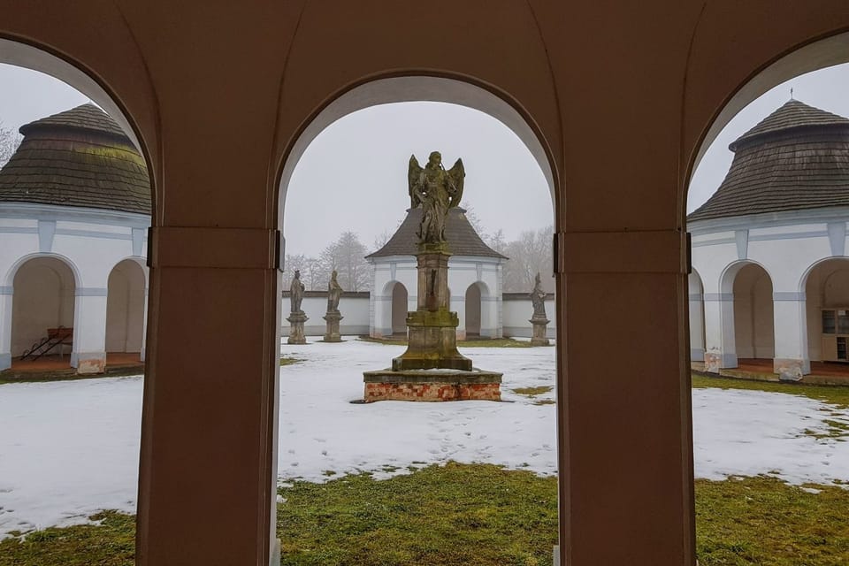 Нижнее кладбище в Ждяре-над-Сазавой | Фото: Irena Šarounová, Český rozhlas Нижнее кладбище в Ждяре-над-Сазавой | Фото: Irena Šarounová, Český rozhlas