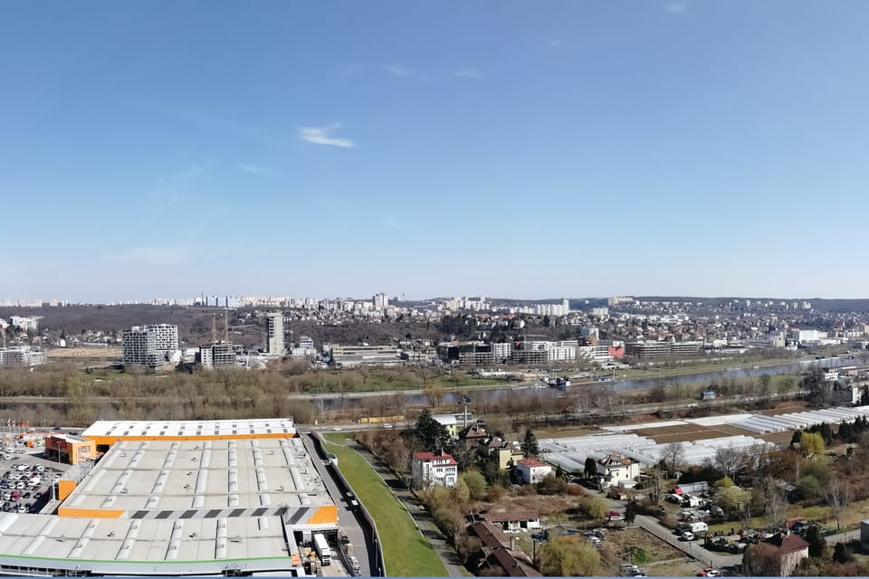Видовая площадка в Хухельской роще, фото: Štěpánka Budková Видовая площадка в Хухельской роще, фото: Štěpánka Budková