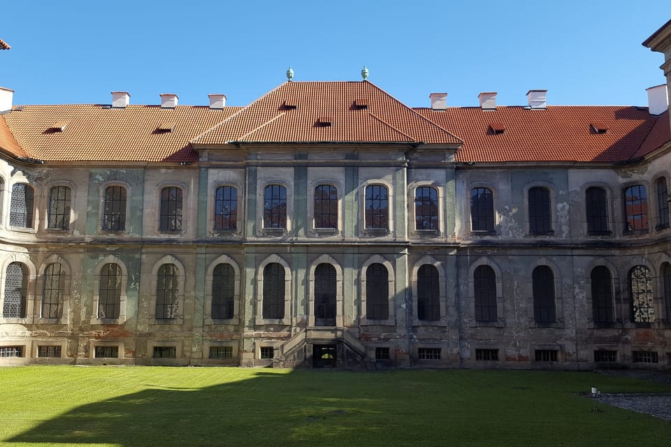 Монастырь Пласы | Фото: Kateřina Dobrovolná, Český rozhlas Монастырь Пласы | Фото: Kateřina Dobrovolná, Český rozhlas