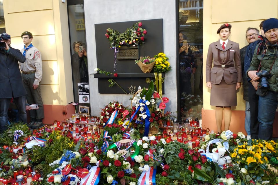 17 ноября 2023 года на улицах Праги | Фото: Igor Budykin, Radio Prague International 17 ноября 2023 года на улицах Праги | Фото: Igor Budykin, Radio Prague International