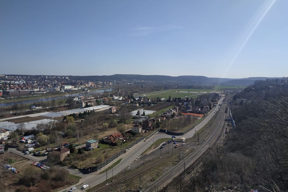 Видовая площадка в Хухельской роще, фото: Bohumil Šimčík Видовая площадка в Хухельской роще, фото: Bohumil Šimčík