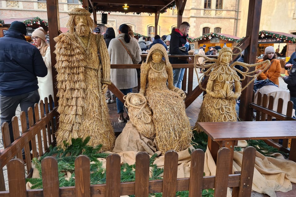 Рождественские ярмарки в Пражском Граде | Фото: Klára Stejskalová, Radio Prague International Рождественские ярмарки в Пражском Граде | Фото: Klára Stejskalová, Radio Prague International