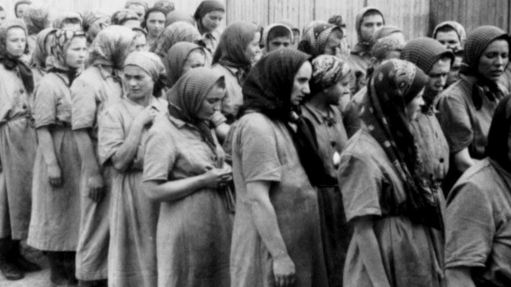 Женщины во время Холокоста